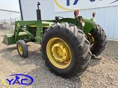 1975 JOHN DEERE 2130 TRACTOR W/ JOHN DEERE 146 FRONT END LOADER