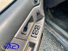 2002  FORD  TAURUS 4DR
