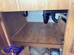 2004  COACHMEN  SHASTA FIFTH WHEEL CAMPER