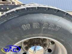 2004  PETERBILT  379 HIGHWAY TRACTOR