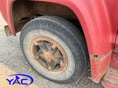 1974 FORD SINGLE AXLE GRAIN TRUCK