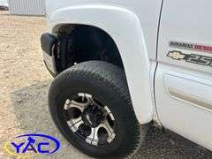 2003  CHEVROLET  SILVERADO 2500HD EXT CAB 4WD DIESEL