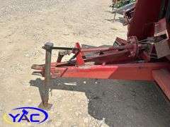 CASE INTERNATIONAL 8440 ROUND BALER