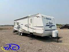 2005  KEYSTONE  BUMPER HITCH CAMPER