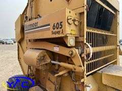 VERMEER 605 SUPER J ROUND BALER