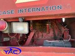 1987 CASE IH 8820 SELF-PROPELLED SWATHER