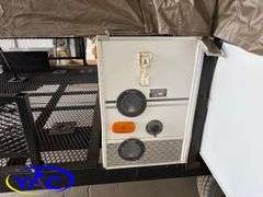 2009  FOREST RIVER  Rockwood Freedom Camping Trailer