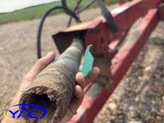 CASE IH 725 PULL-TYPE SWATHER