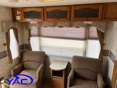 2005  KEYSTONE  BUMPER HITCH CAMPER