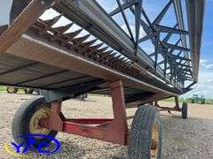 960 MACDON 30' HEADER W/ JD ADAPTOR