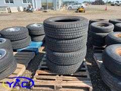 4- Goodyear 265/70R17 Tires