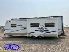2005  KEYSTONE  BUMPER HITCH CAMPER
