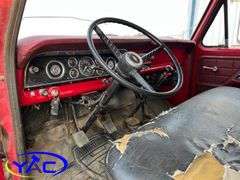 1974 FORD SINGLE AXLE GRAIN TRUCK