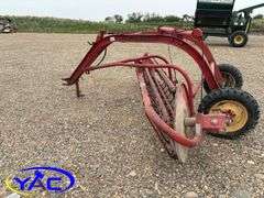 MASSEY FERGUSON BAR HAY RAKE