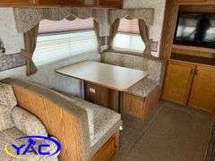 2005  KEYSTONE  BUMPER HITCH CAMPER