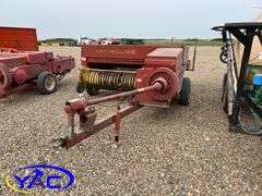 NEW HOLLAND 315 HAYLINER SQUARE BALER
