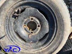14 - 15" Concord Packer Tires (Rims Only - Tires Weathered & Cracked)