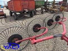 3 PTH 4 WHEEL HAY RAKE