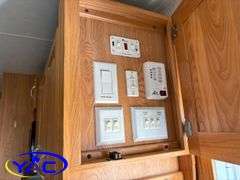 2005  CROSSROADS   CRUISER FIFTH WHEEL CAMPER