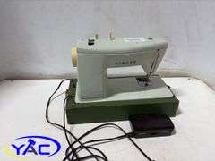 Singer Sewing Machine