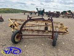 NEW HOLLAND SIDE DELIVERY RAKE