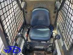 2006 S300 BOBCAT W/ BALE FORK