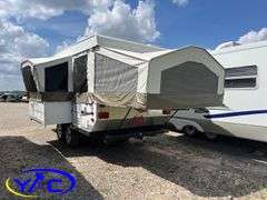 2009  FOREST RIVER  Rockwood Freedom Camping Trailer