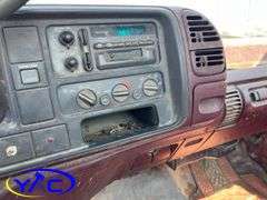 1996 CHEV K/V 10/1500 REG CAB 4WD