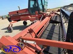 1987 CASE IH 8820 SELF-PROPELLED SWATHER