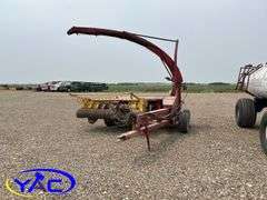 NEW HOLLAND 900 FORAGE HARVESTER