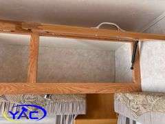 2005  CROSSROADS   CRUISER FIFTH WHEEL CAMPER