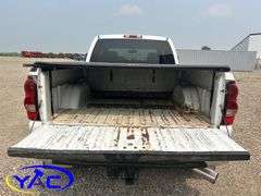 2003  CHEVROLET  SILVERADO 2500HD EXT CAB 4WD DIESEL