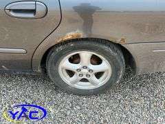 2002  FORD  TAURUS 4DR
