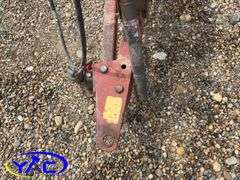 CASE IH 725 PULL-TYPE SWATHER