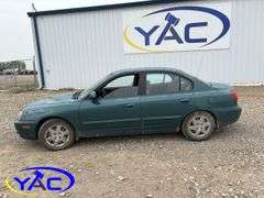2004  HYUNDAI  ELANTRA GL 4DR