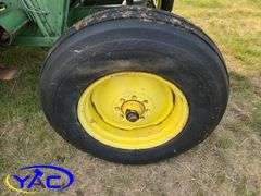 1980 JOHN DEERE 7720 TURBO SELF-PROPELLED COMBINE