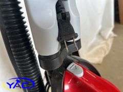 Red Dirt Devil Vaccuum