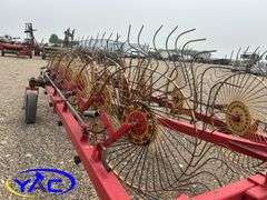TONUTTI V12 12 WHEEL HAY RAKE