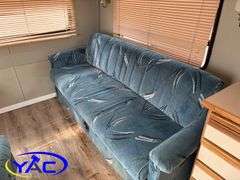 1990  OKANAGAN  TRAV-L-MATE FIFTH WHEEL CAMPER
