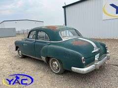 1951 PONTIAC CHIEFTAN CAR