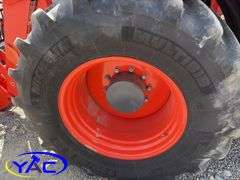 2021 KUBOTA M7-172 TRACTOR W/ KUBOTA LM 2605 LOADER