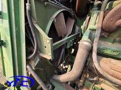 1980 JOHN DEERE 7720 TURBO SELF-PROPELLED COMBINE