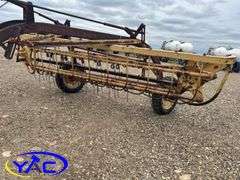 NEW HOLLAND SIDE DELIVERY RAKE