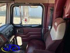 2004  PETERBILT  379 HIGHWAY TRACTOR