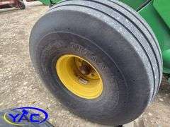 2015 JOHN DEERE 569 ROUND BALER