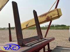 NEW HOLLAND 1000 STACKLINER