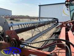 1987 CASE IH 8820 SELF-PROPELLED SWATHER