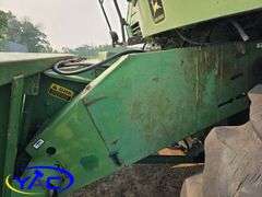 1980 JOHN DEERE 7720 TURBO SELF-PROPELLED COMBINE
