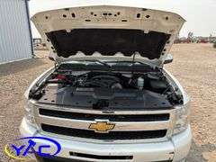 2011  CHEVROLET  SILVERADO 1500 CREWCAB 4WD