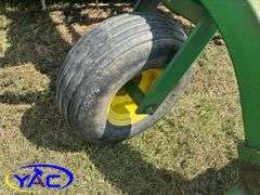 JOHN DEERE 9450 30' HOE DRILL W/ BERGEN TRANSPORT